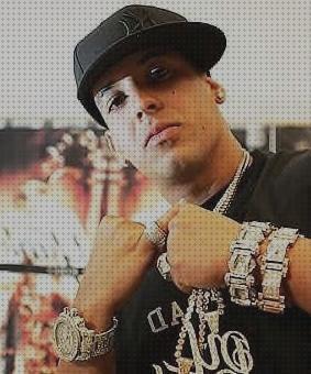 Review de daddy yankee reloj