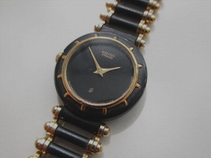 Review de reloj dorado y negro mujer