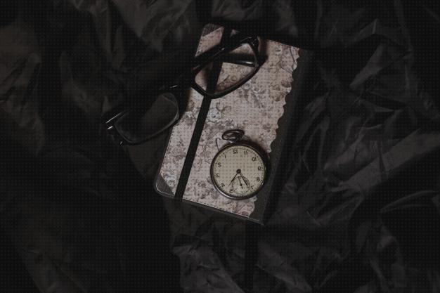 Los mejores 38 Relojes Negros Con Superficies De Manos Negras