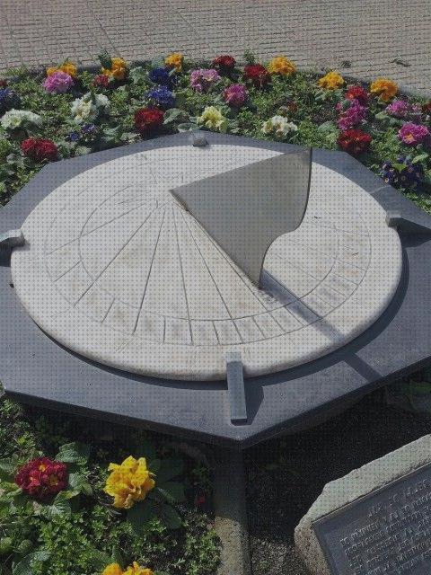 16 Mejores relojes solares jardines para comprar
